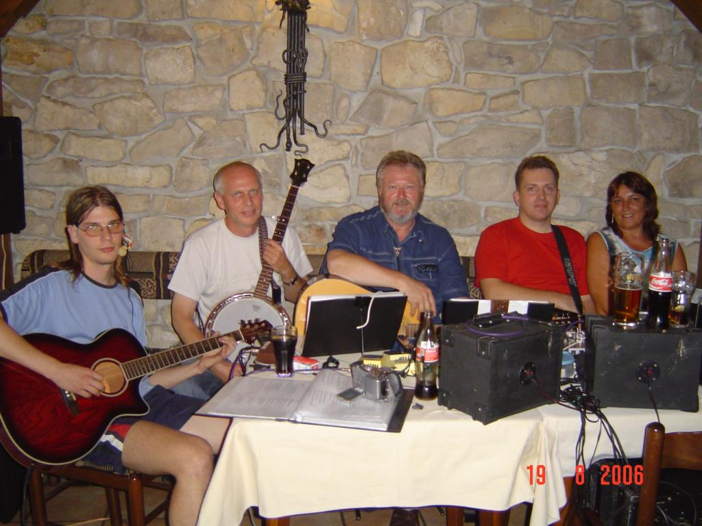 Na Hradbách, Louny