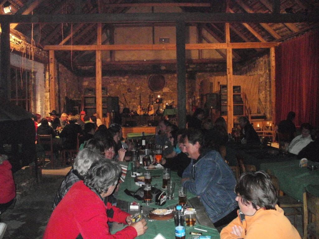 Chrášťany